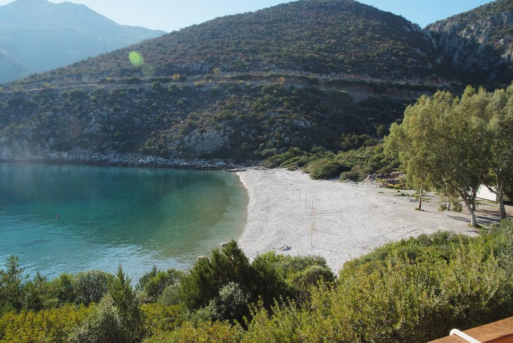 Secret Arcadia Bay - Maisonette Breathtaking Sea & Mountain View-Just On The Beach Agios Andreas  Extérieur photo